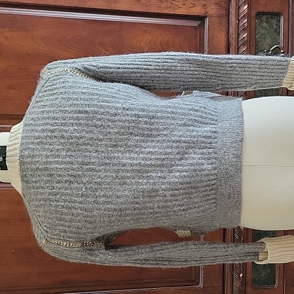 Tory Burch Women's S Gray Black Knit Wool Blend Cardigan with Gold Accen… - Picture 9 of 10